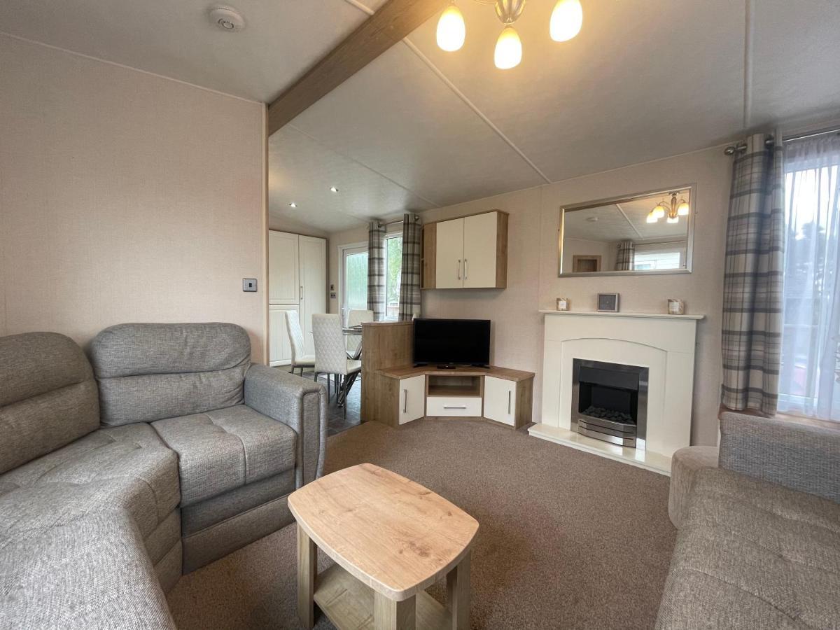 Two Bedroom Caravan At Lilliarsedge Jedburgh Bagian luar foto